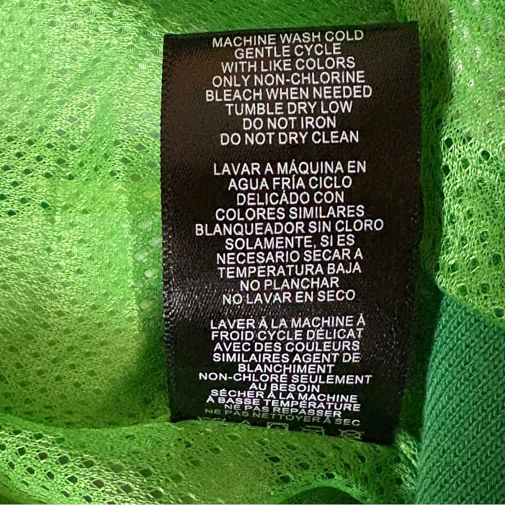 NWT Rick and Morty Members Only Bomber Jacket Green Portal Graphic Full Zip M - Picture 13 of 15